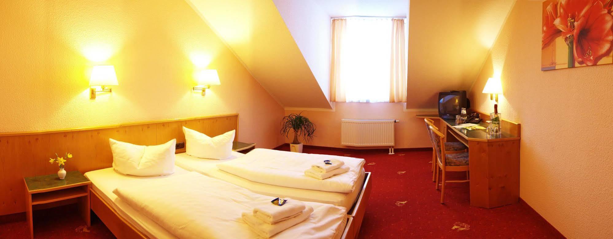 Hotel Goldener Fasan Oranienbaum-Woerlitz Ngoại thất bức ảnh