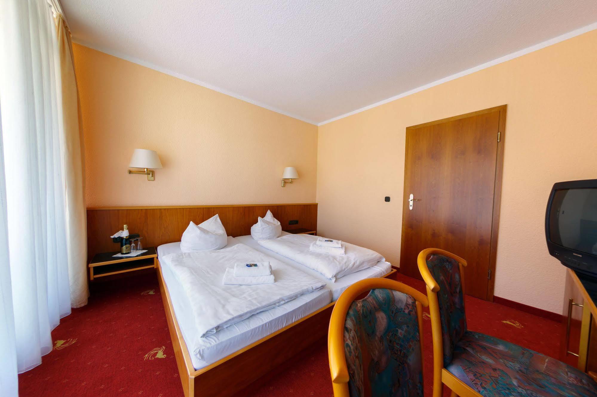 Hotel Goldener Fasan Oranienbaum-Woerlitz Ngoại thất bức ảnh